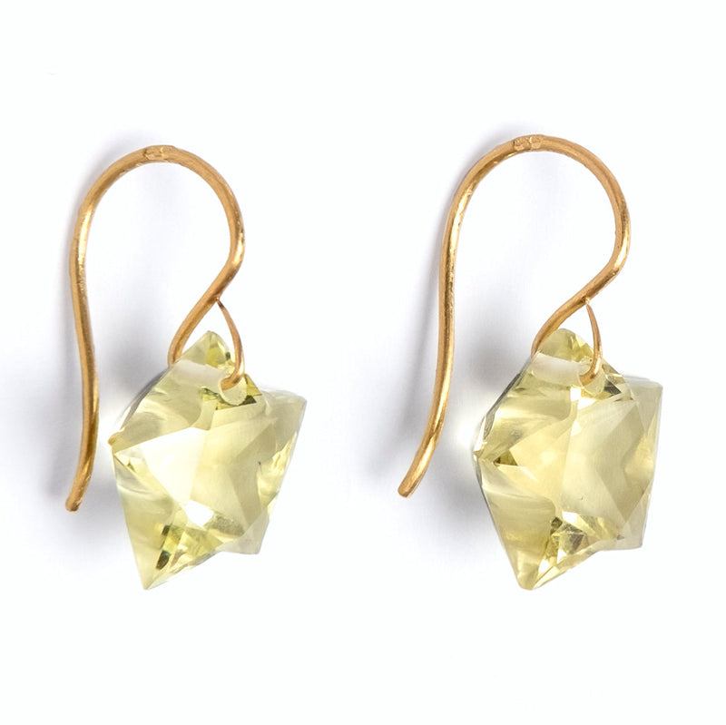 earrings-marie-helene-de-taillac-wonder-quartz-yellow-gold