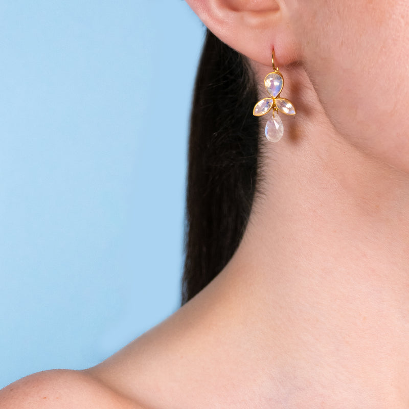 Tulip earrings Moonstone