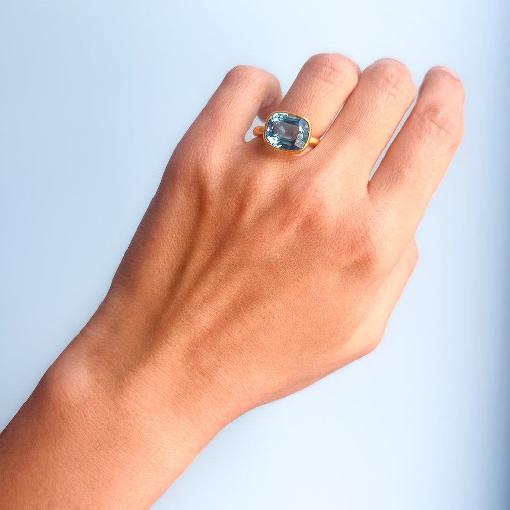 Princess Aquamarine Ring - Marie-Hélène de Taillac