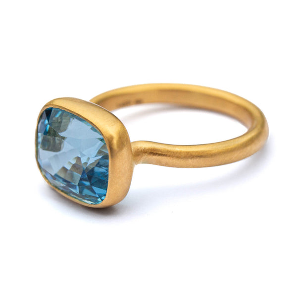 Aquamarine Princess Ring                                