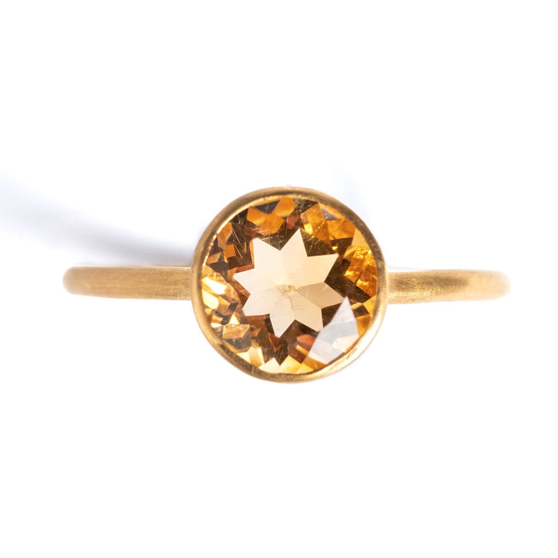 miniature-princess-ring-gold-marie-helene-de-taillac