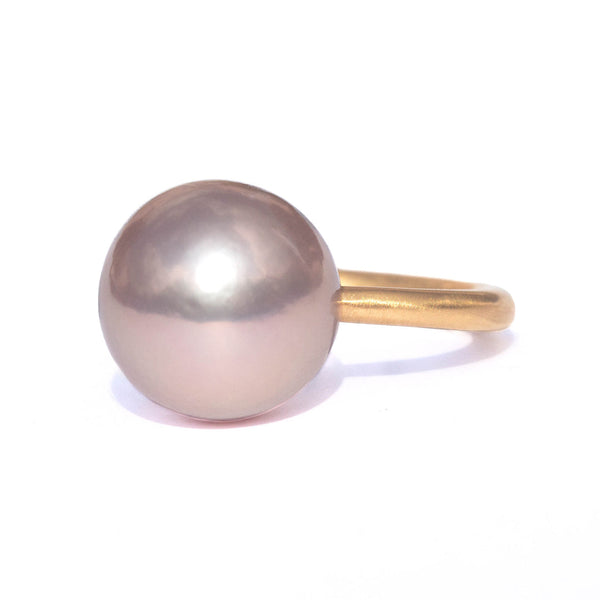 Cabochon ring Pink pearl