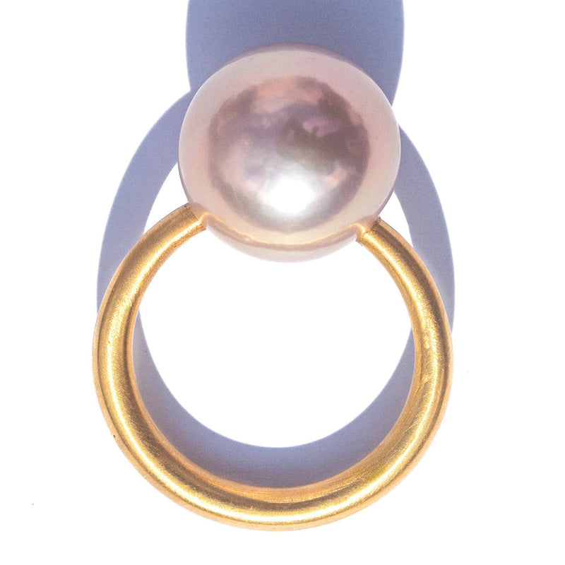 Cabochon ring Pink pearl