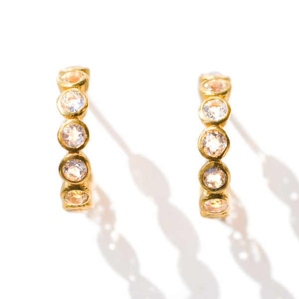 earrings-bollywood-earrings-moonstone-rainbow-gold-jewelry-marie-helene-de-taillac