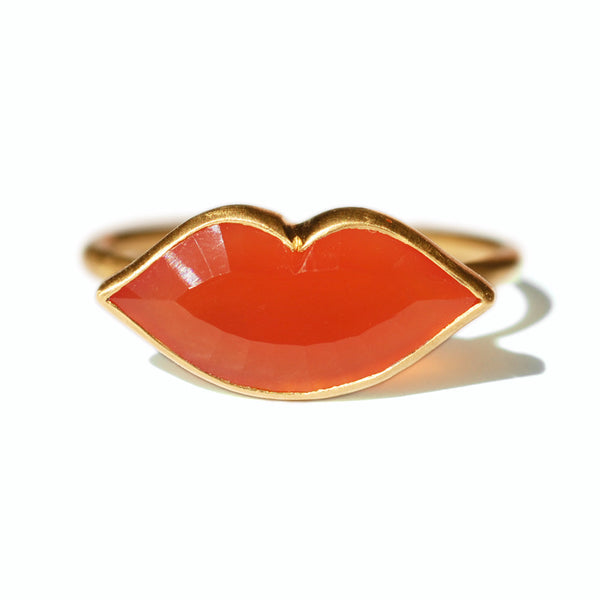 marie-helene-de-taillac-ring-mouth-tender-kiss-gold