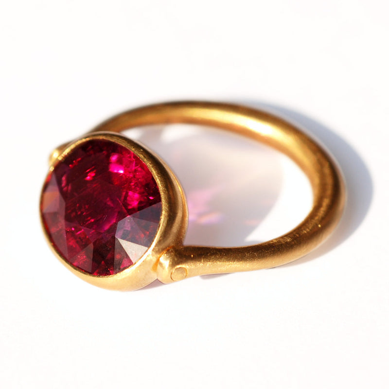 Rubellite Swivel ring