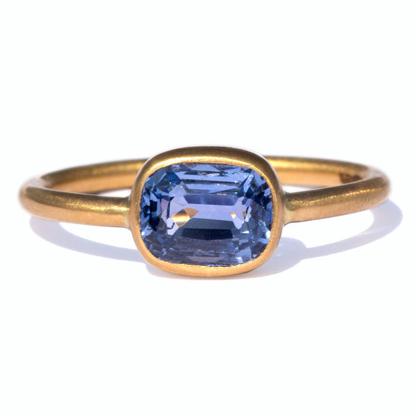 marie-helene-de-taillac-ring-roman-sapphire-blue-blue-sapphire-gold-luxury-jewelry