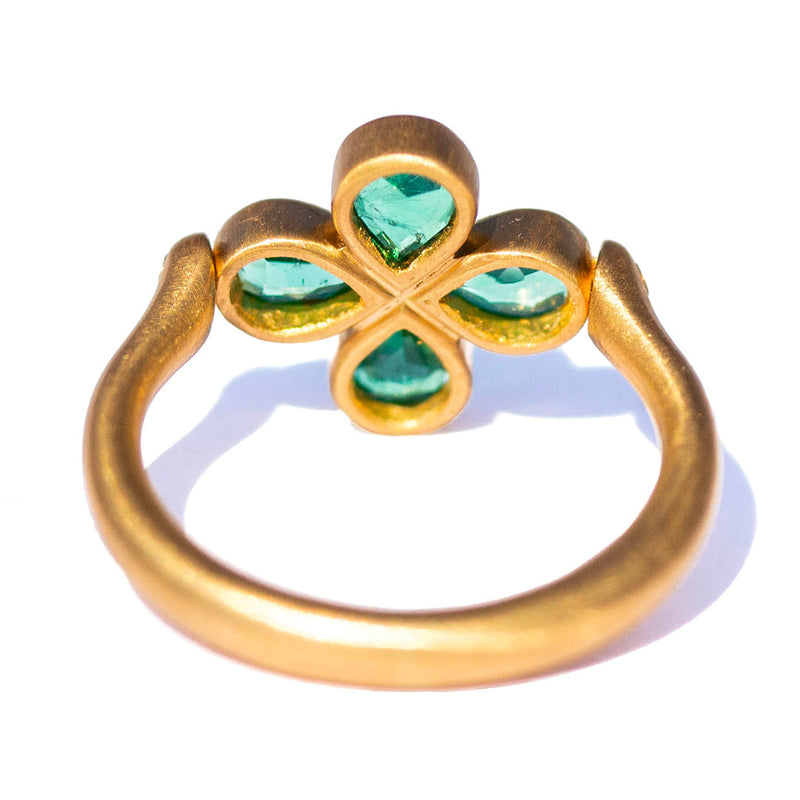 marie-helene-de-taillac-ring-clover-swivel-trefle-emerald-emeraude-gold-gem