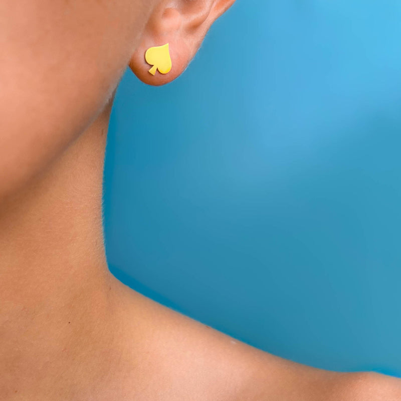 Pique earring