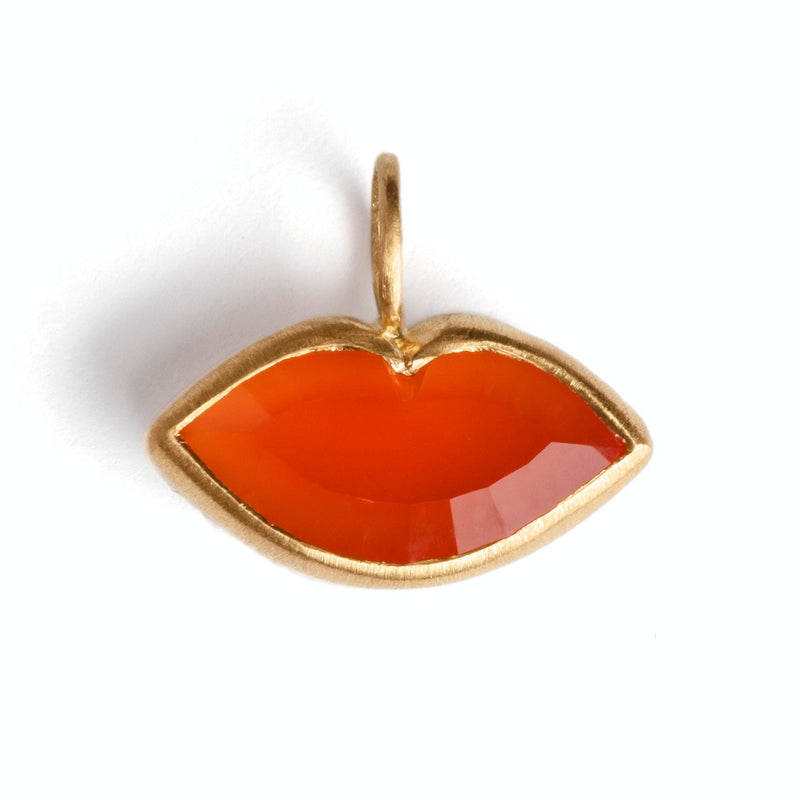 marie-helene-de-taillac-pendant-small-tender-kiss-carnelian-pendentif-bouche-cornaline-or-gold