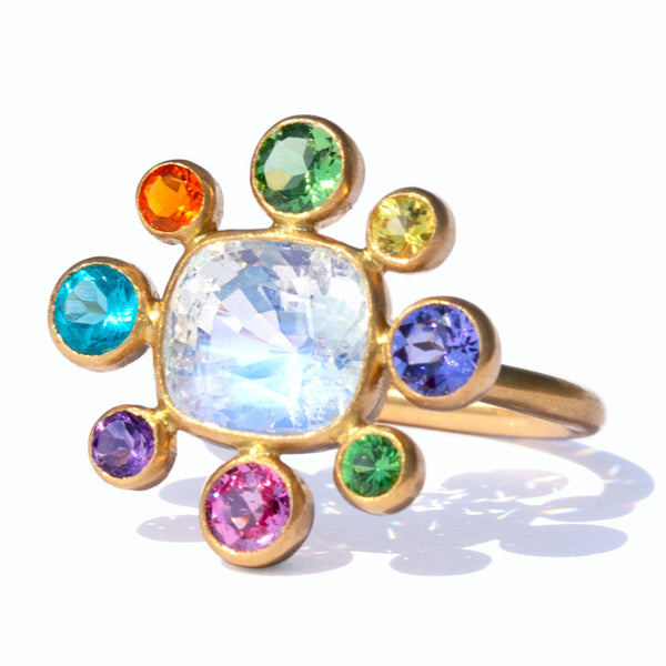 marie-helene-de-taillac-bague-byzantine-pierre-de-lune-irisee-rainbow-moonstone-pierres-de-couleur-saphir-rose-saphir-jaune-apatite-tanzanite-opale-de-feu-tsavorite-ring-or-gold-multicolored-natural-stones-gem-bijoux-pour-femme-jewels-for-women-bijoux-de-createur