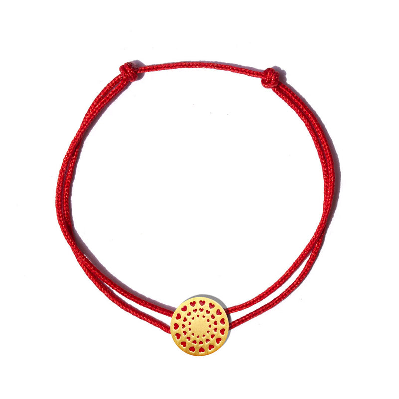 love-amulet-coeurs-bracelet-medaille-hearts-medaillon-email-enamel-gold-or-bijoux-pour-femme-jewelry-for-women-marie-helene-de-taillac